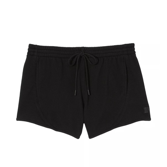 VS Pink Ivy Fleece Curved Hem Shorts in Black-Size M NWT🖤 - Picture 3 of 6
